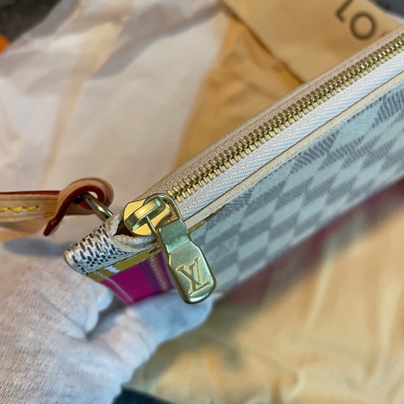 Louis Vuitton Neverfull Damier Azur Summer Trunk Pouche/Clutch - Picture 11 of 11